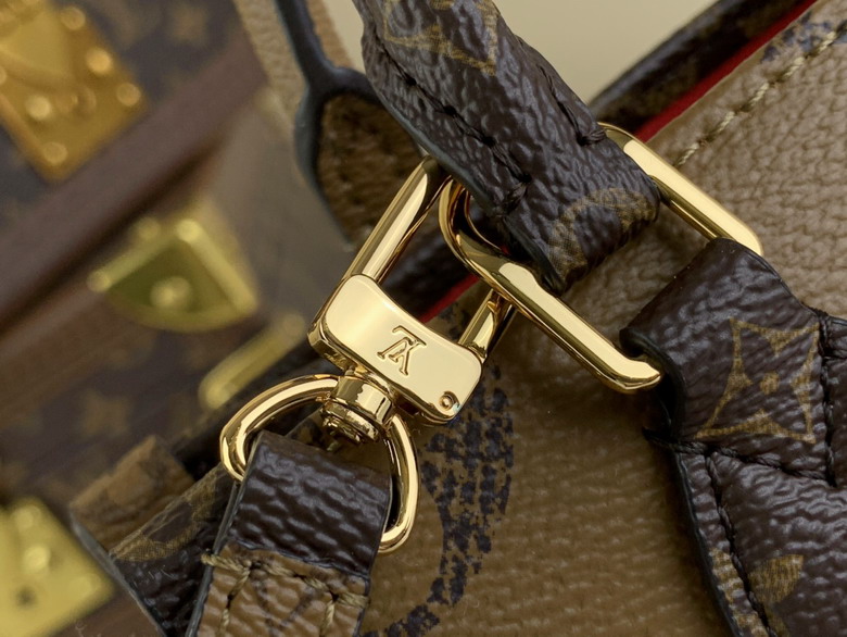 On M46839 18x15x8 5cm gf_5