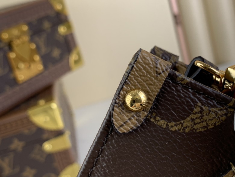 On M46839 18x15x8 5cm gf_6