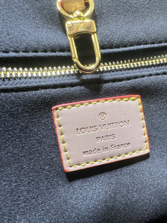 OnTheGo M45659 25x11x19cm ss3_9