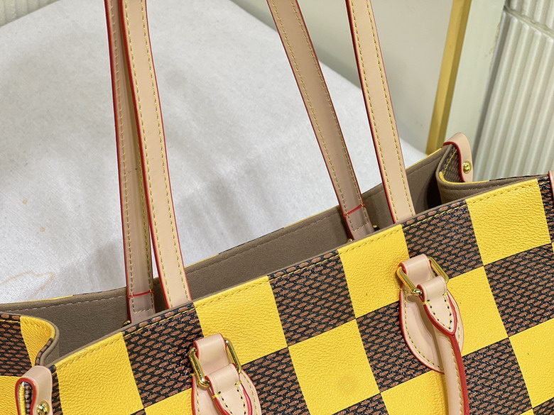 OnTheGo M46542 34x26x13cm ss1_7