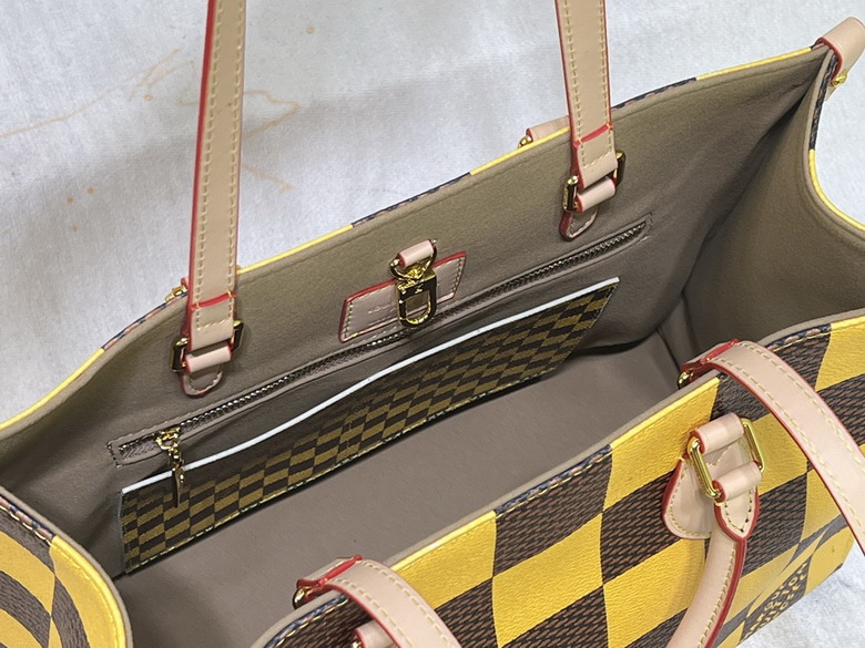 OnTheGo M46542 34x26x13cm ss1_8