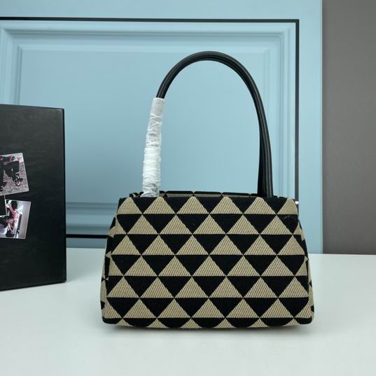 Parda 1BA368 25x13.5x13cm ww (2)