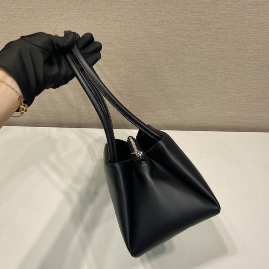 Parda 1BA368 26x14x13cm Ap (5)