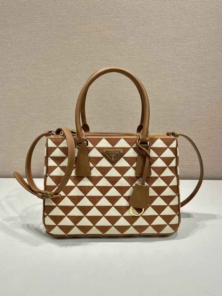 Parda Saffiano 1BA863 28x20x12cm Ap (1)