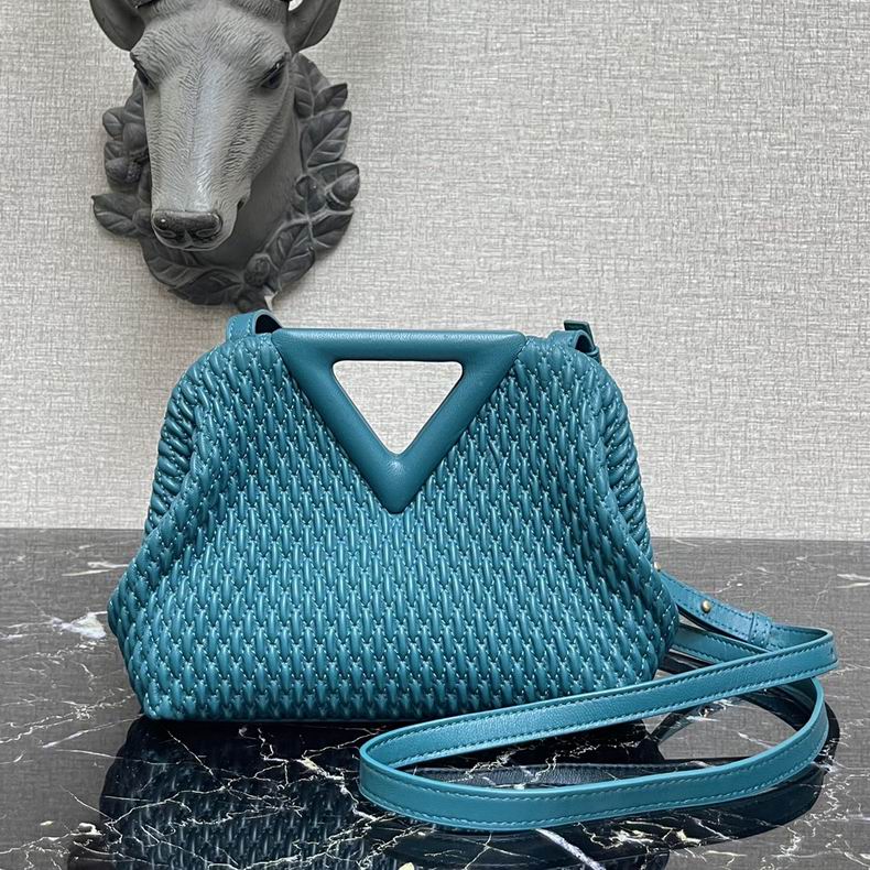 Point 24x16x8 cm dl4 (1)