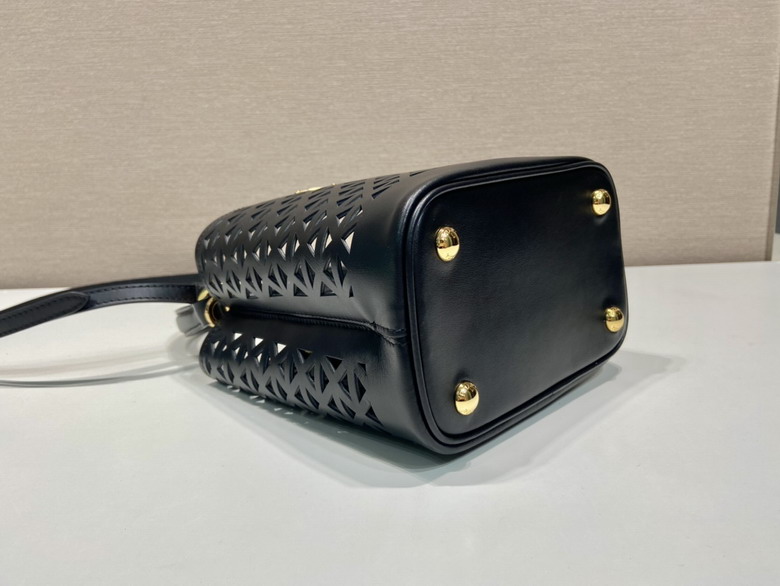 Prada 1BA217 17x18x10 5cm AP2_5