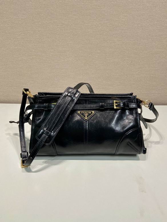 Prada 1BA215 26x14x12cm AP (1)