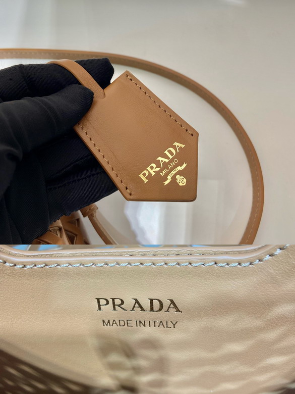 Prada 1BA217 17x18x10 5cm AP_9