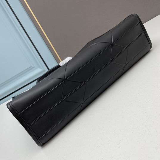 Prada 1BA268 39x31x11cm ww (2)