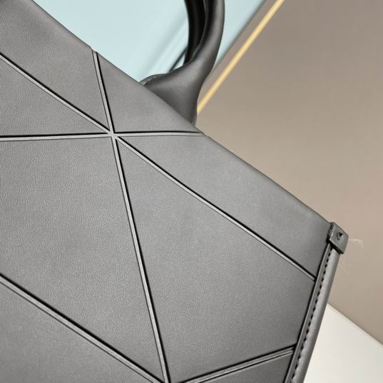 Prada 1BA268 39x31x11cm ww (6)