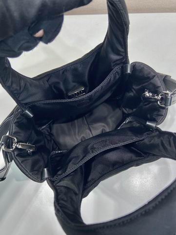 Prada 1BA359 19x16x10cm AP (7)