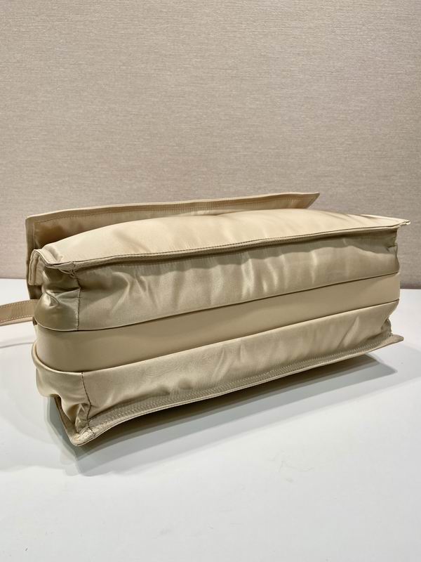 Prada 1BD256奶茶色36x28x14cm AP (7)