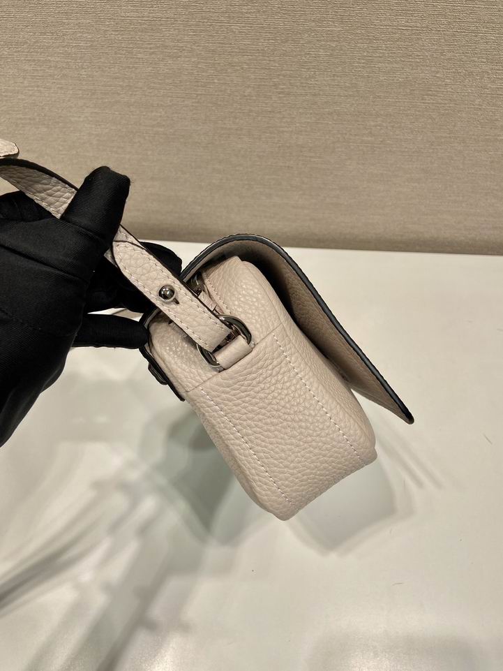 Prada 1BD332 20x15x6cm AP (25)