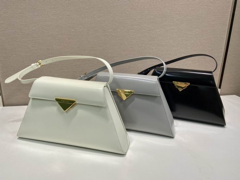 Prada 1BD342 34x19x8cm AP (1)