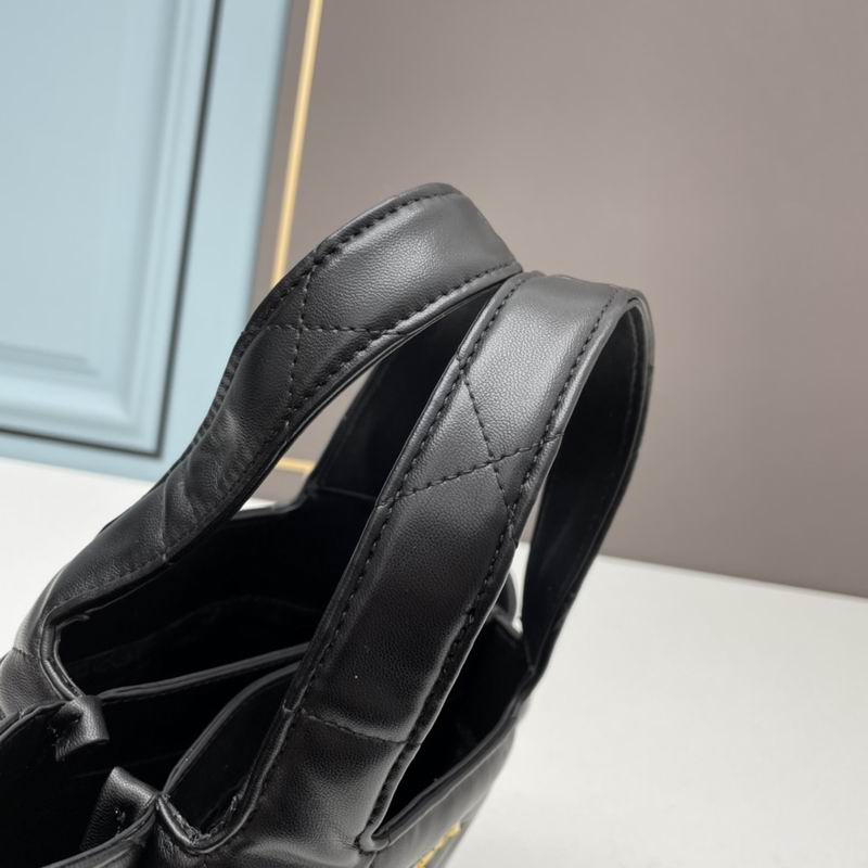 Prada 1BG199菱格菜篮子18x16x10cm ww (15)