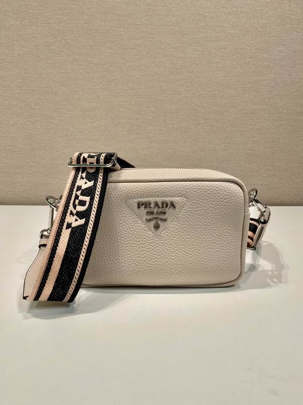 Prada 1BH192 19x12x6cm AP (38)