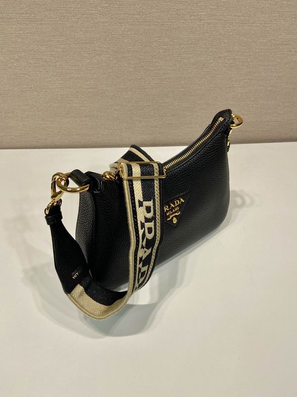 Prada 1BH193 24x18x6cm AP (5)