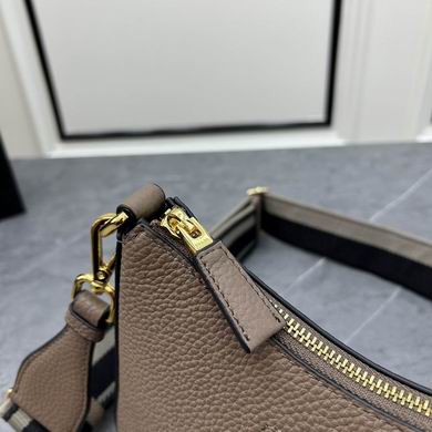 Prada 1BH193 24x18x6cm ww (16)