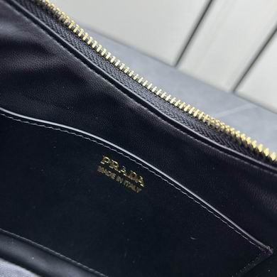 Prada 1BH193 24x18x6cm ww (8)