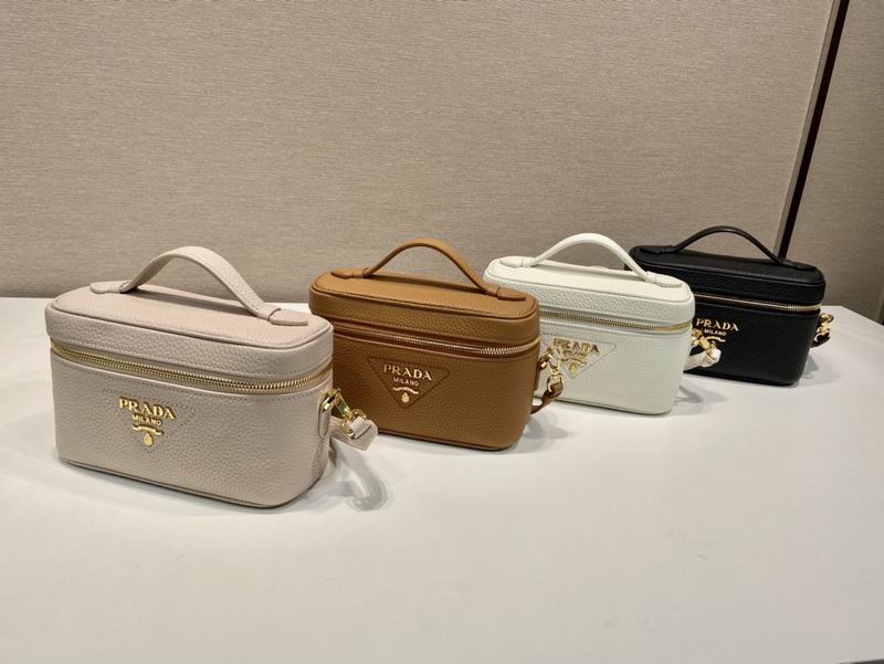 Prada 1BH202 18x11.5x7.5cm AP (1)