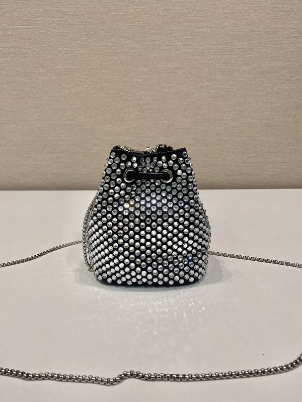 Prada 1NR016 10x12x7cm AP (5)