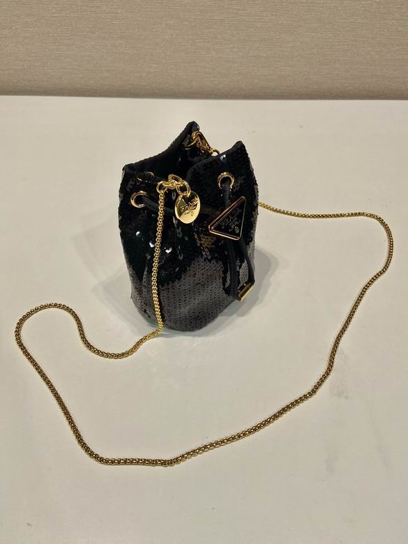 Prada 1NR016 10x12x7cm AP1 (2)