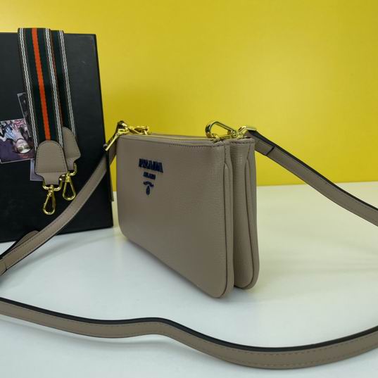 Prada 2100 25x15x5cm ww (12)