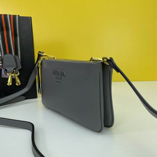 Prada 2100 25x15x5cm ww (2)