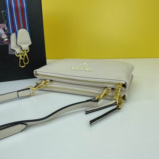 Prada 2100 25x15x5cm ww (28)