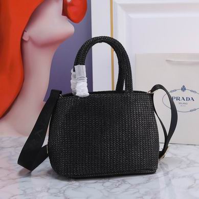 Prada 25x19cm ww (4)