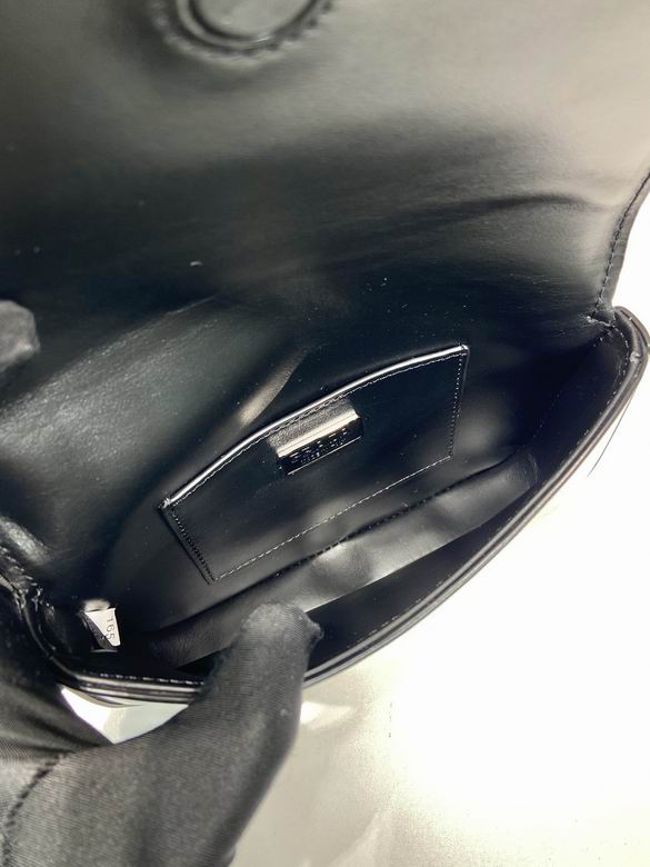 Prada 2VD061 18x12.5x2.5cm AP (18)