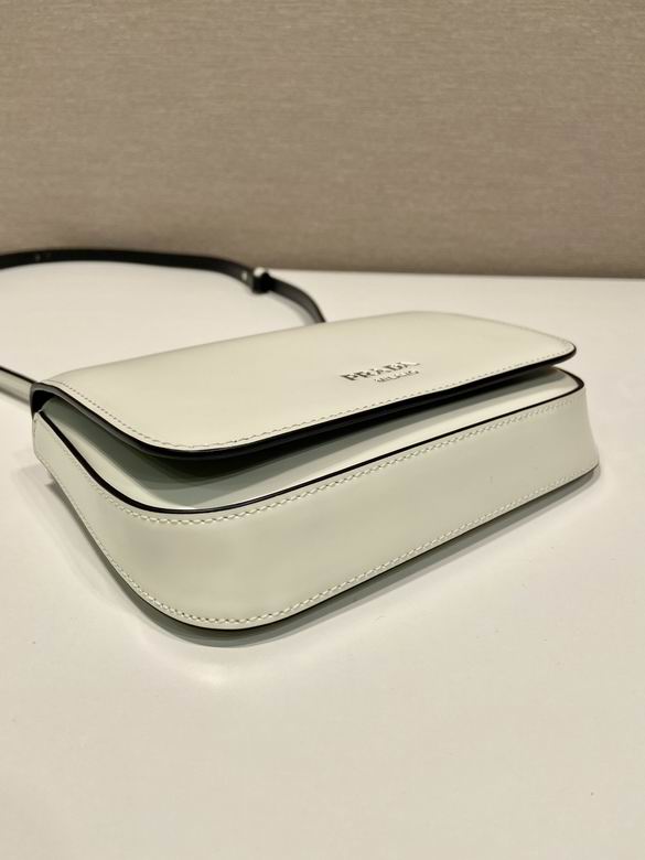 Prada 2VD061 18x12.5x2.5cm AP (34)