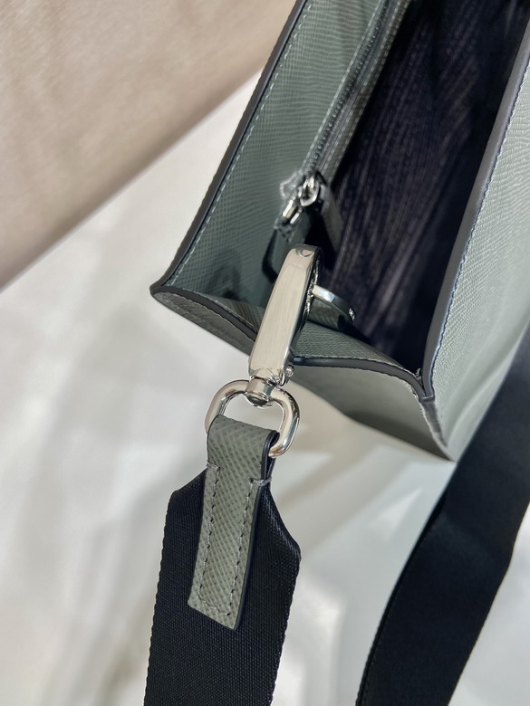 Prada 2VG101 40x30x9cm AP_7