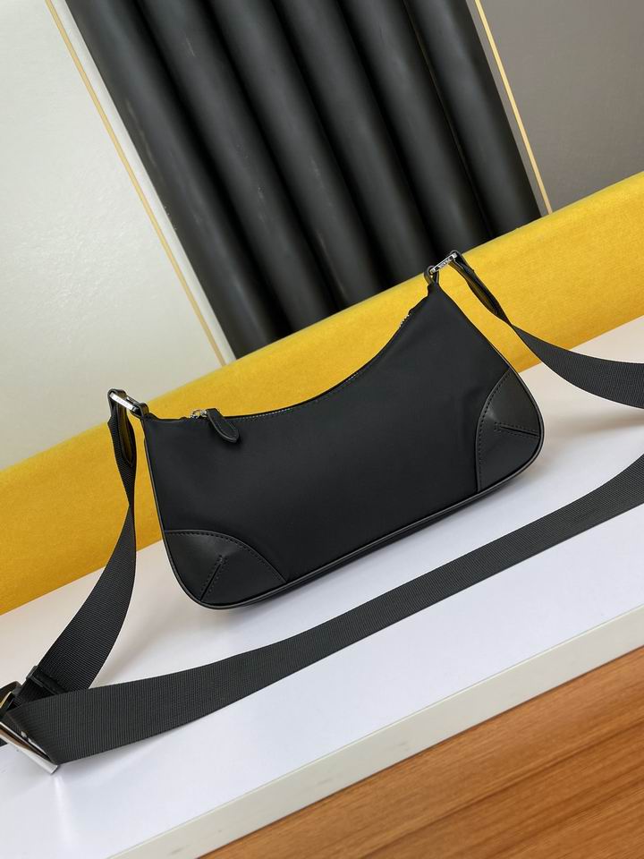 Prada 6368 29x7.5x14cm ww (1)