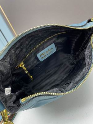 Prada 66200 21x18x10cm ww (8)