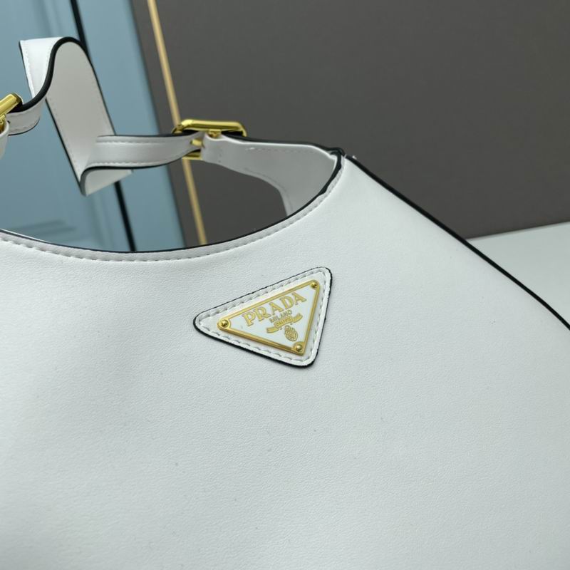 Prada Cleo 27x19x5cm ww2色 (4)