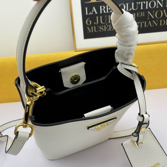 Prada Saffiano 1BA219 21x11x18cm ww (24)
