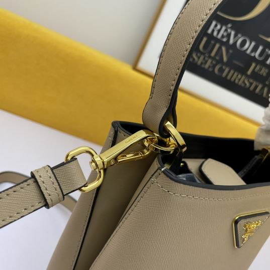 Prada Saffiano 1BA219 21x11x18cm ww (38)