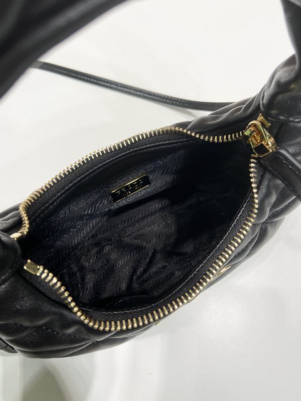 Prada hobo 1BA384 21x12.5x6.5cm AP (8)