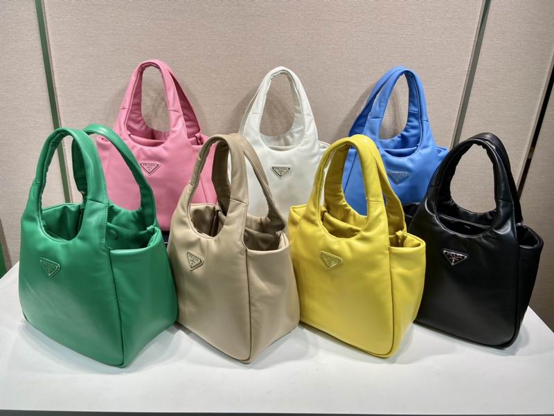 Prada tote 1BG413 30x26x17cm AP (1)