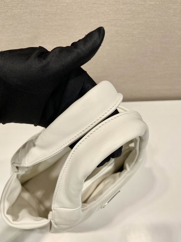 Prada tote 1BG413 30x26x17cm AP (27)