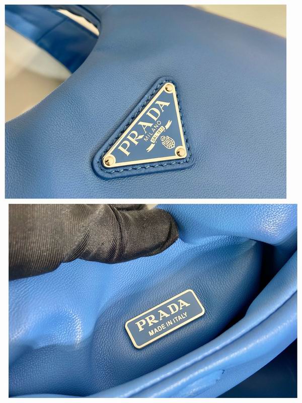 Prada tote 1BG413 30x26x17cm AP (36)