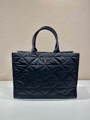 Prada tote 2VG096 45x34x15cm AP (1)