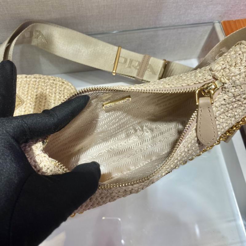 Re-Edition 1BH204 23x16x7cm ap 05 (17)