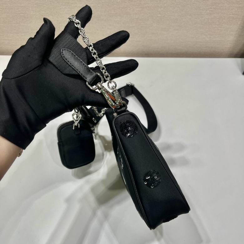 Re-Edition AP1BH204 22X18X6.5 (6)