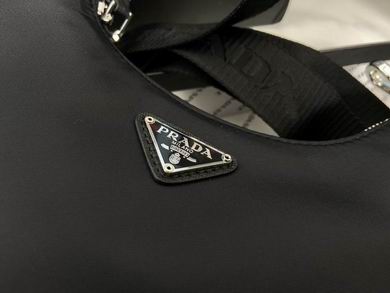 Re-Edition BS1BH204 22X12X6 (9)