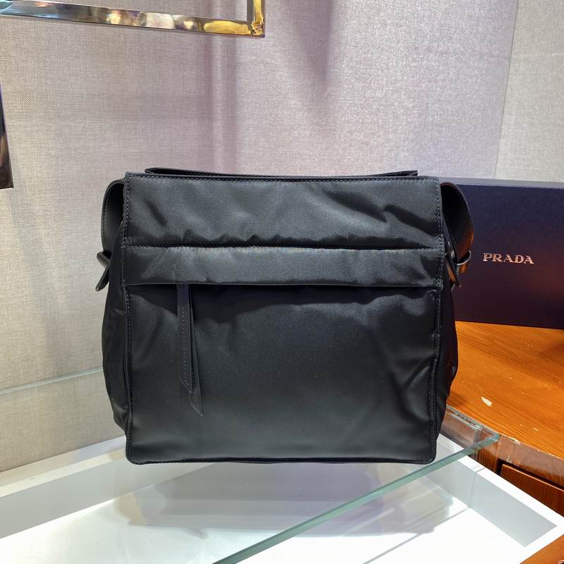 Re-Nylon 1BC308 28x26x14cm ap 12 (4)