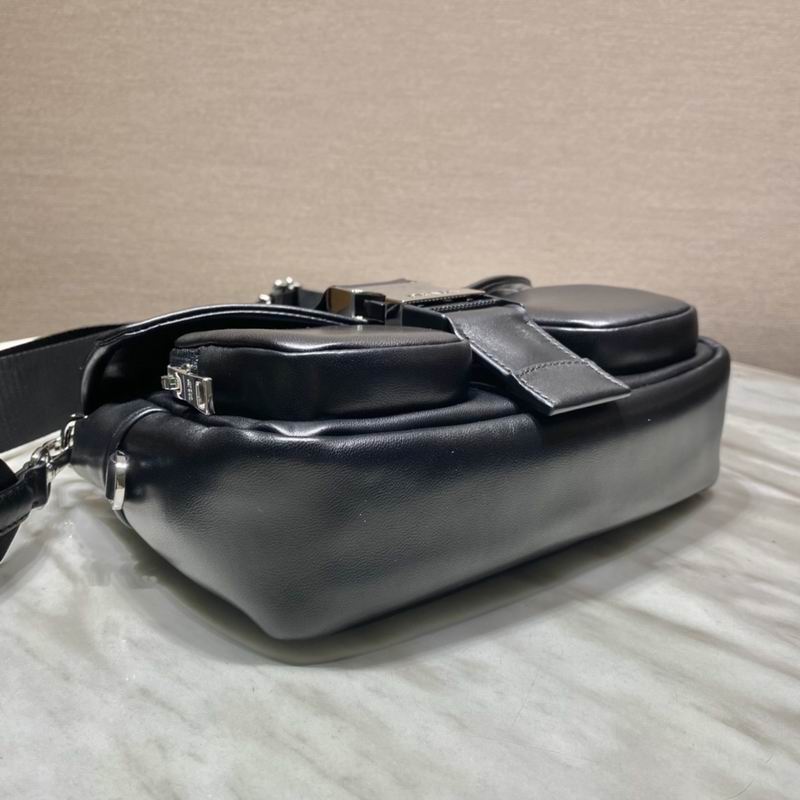 Re-Nylon 1BD295 23x12.5x5.5cm ap 24 (5)