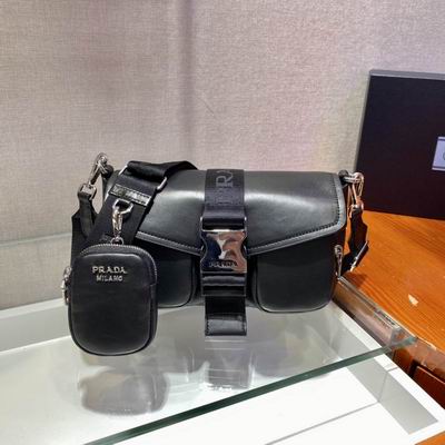 Re-Nylon 1BD295 23x125x55cm ap 62 (1)