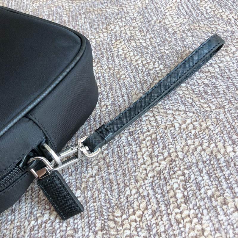 Re-Nylon 2NE007 24x16x7cm ap 32 (7)